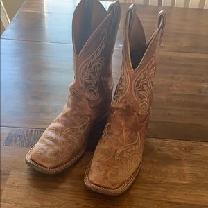 Women’s Justin western leather boots